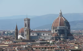 ENCANTOS DE LA TOSCANA Y ROMA