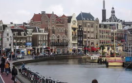 PARIS, PAISES BAJOS Y EL RIN