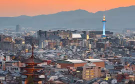 Contrastes de Japón fin Tokio