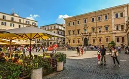 Disfruta de la vida nocturna en Trastévere