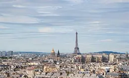 Llegada a la romántica París.