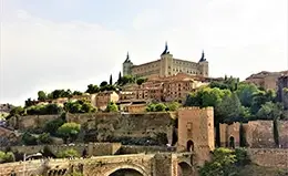 Descubra opcionalmente la histórica Toledo.