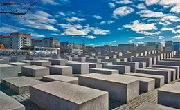 Descubrimiento del Memorial del holocausto