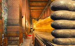 Descubrimiento del Wat Pho y su Buda reclinado.