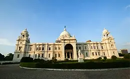 Almuerzo en el Palacio Umaid Kalakho
