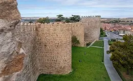 Conoce las Murallas romanas de Lugo, patrimonia de la humanidad por la UNESCO.