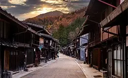 Recorrido por los históricos pueblos de Magome y Tsumago.