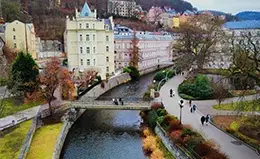 Relájate en los jardines victorianos de Karlovy Vary