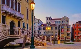 Visita panorámica de la ciudad de los canales.