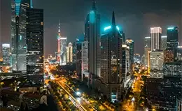 Día libre para explorar la vibrante Shanghai