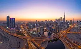 Traslado y llegada a la deslumbrante ciudad de Dubái.