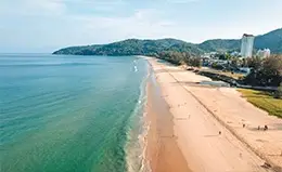 Viaje en ferry a las impresionantes islas Phi Phi.