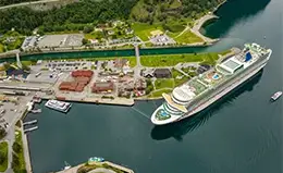 Disfruta del vibrante puerto de Stavanger.