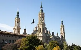 Visita a la impresionante Basílica del Pilar en Zaragoza