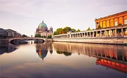 Explora los monumentos históricos de Berlín.