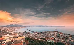 Descubre la belleza de Nápoles y Capri.