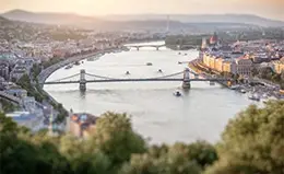 Descubrir la vibrante cultura de Budapest, la Reina del Danubio.