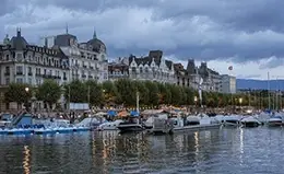 Disfruta de un recorrido por Ginebra y sus impresionantes paisajes en el lago Lemán